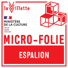 Petit Logo